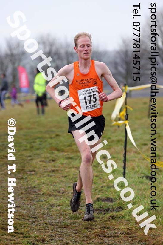 Senior mens North Eastern Cross Country, Aykley Heads, Durham. Photo: David T. Hewitson/Sports for All Pics